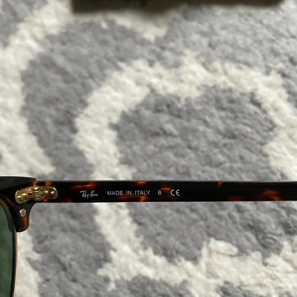 Ray ban Clubmaster sunglasses - Picture 7 of 8